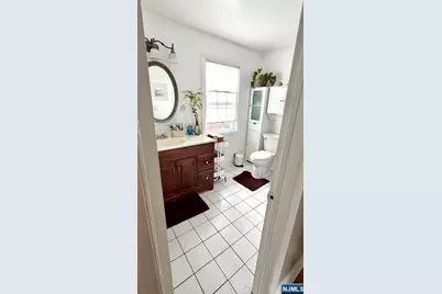 33 Harvey Avenue, Rochelle Park Township, NJ 07662 - Photo 13