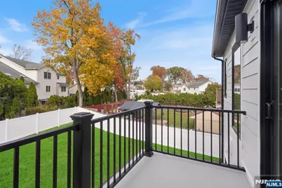 333 Harrison Street, Paramus, NJ 07652 - Photo 35