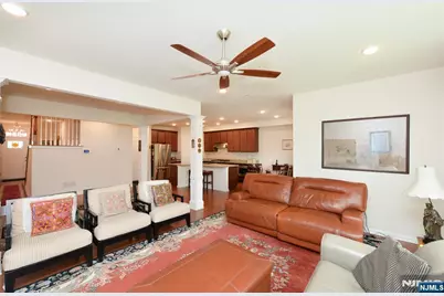 27 Winfield Drive 903 #903, Woodcliff Lake, NJ 07677 - Photo 9