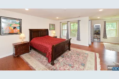 27 Winfield Drive 903 #903, Woodcliff Lake, NJ 07677 - Photo 11