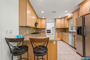66 Glasgow Terrace, Mahwah, NJ 07430 - Photo 9