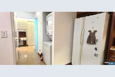 1055 River Road 302 #302, Edgewater, NJ 07020 - Photo 3
