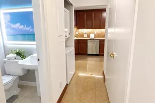 1055 River Road 302, Edgewater, NJ 07020 - Photo 3