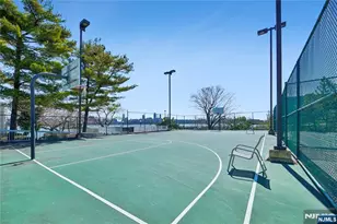 1055 River Road 302, Edgewater, NJ 07020 - Photo 13