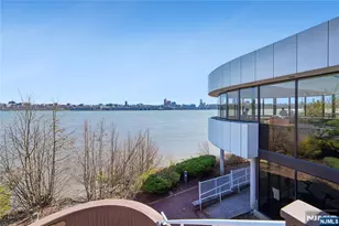 1055 River Road 302, Edgewater, NJ 07020 - Photo 15