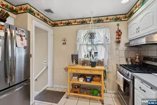 7 Maitland Ave, Hawthorne, NJ 07506 - Photo 17