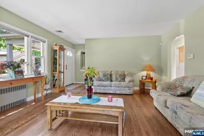 7 Maitland Avenue, Hawthorne, NJ 07506 - Photo 9