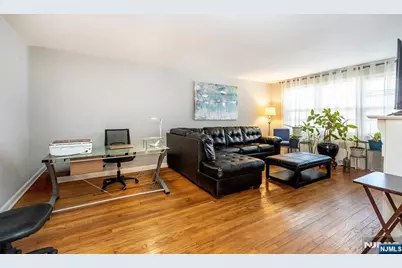 24 Hutton Avenue 35 #35, West Orange Township, NJ 07052 - Photo 5