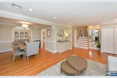 66 Hurley Avenue, Wyckoff Township, NJ 07481 - Photo 9