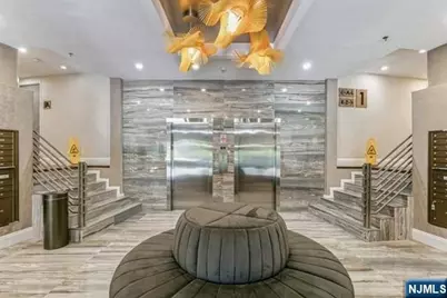 2400 Hudson Terrace 3S #3S, Fort Lee, NJ 07024 - Photo 3