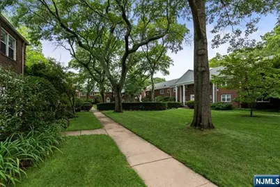 151 E Palisade Avenue A1 #A1, Englewood, NJ 07631 - Photo 17