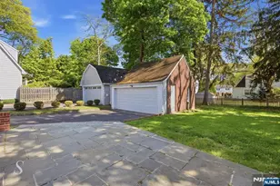 80 Joyce Rd, Tenafly, NJ 07670 - Photo 21