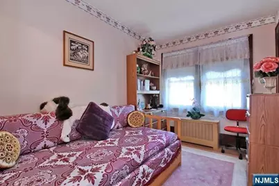 333 Henry Street, Hasbrouck Heights, NJ 07604 - Photo 15