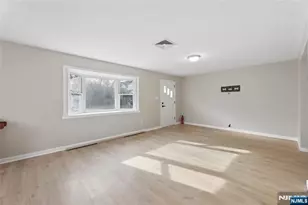 478 Riverside Terrace, Rutherford, NJ 07070 - Photo 17