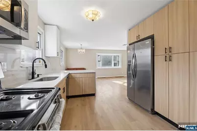 478 Riverside Terrace, Rutherford, NJ 07070 - Photo 15