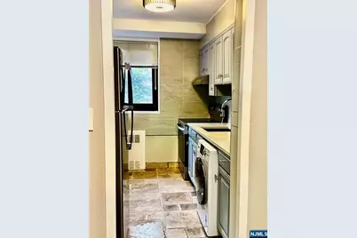 90 Prospect Avenue 2B #2B, Hackensack, NJ 07601 - Photo 3