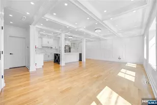 1080 River Rd, Edgewater, NJ 07020 - Photo 9