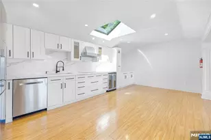 1080 River Rd, Edgewater, NJ 07020 - Photo 41