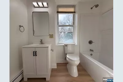 536 Lake Avenue Apt 4 #Apt 4, Lyndhurst Township, NJ 07071 - Photo 9