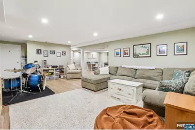 6 Garden Court, Ho Ho Kus, NJ 07423 - Photo 35