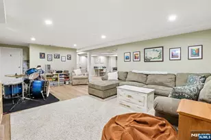 6 Garden Ct, Ho Ho Kus, NJ 07423 - Photo 35