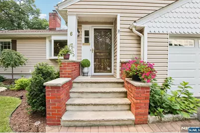 6 Garden Court, Ho Ho Kus, NJ 07423 - Photo 3