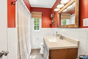 6 Garden Ct, Ho Ho Kus, NJ 07423 - Photo 15