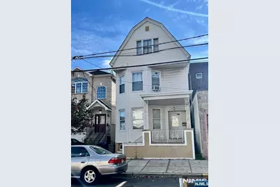 409 Cleveland Avenue 1F #1F, Harrison, NJ 07029 - Photo 1
