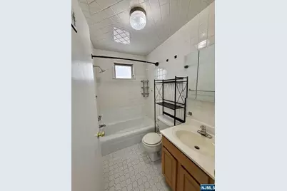 409 Cleveland Avenue 1F+basement #1F+BASEMENT, Harrison, NJ 07029 - Photo 5