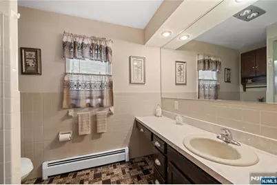 191 Pershing Road, Clifton, NJ 07013 - Photo 17