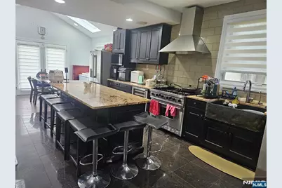 165 Leonia Avenue, Leonia, NJ 07605 - Photo 11