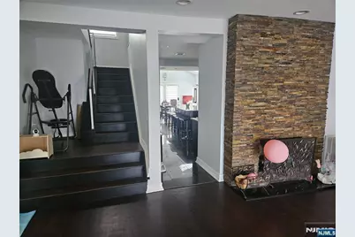 165 Leonia Avenue, Leonia, NJ 07605 - Photo 5