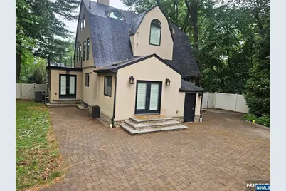 165 Leonia Avenue, Leonia, NJ 07605 - Photo 7