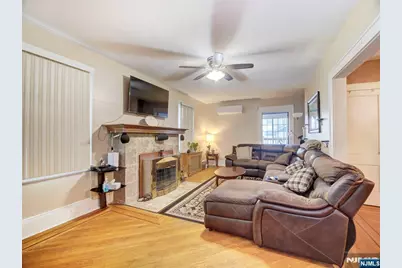 409-411 3rd Avenue, Newark, NJ 07107 - Photo 5
