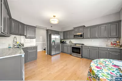 537 Coventry Drive 5038 #5038, Nutley, NJ 07110 - Photo 9