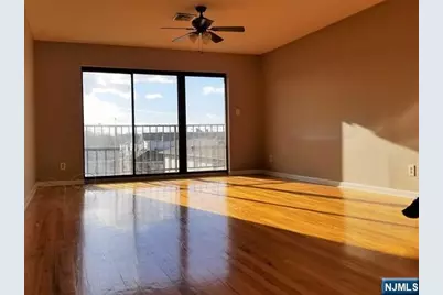 9055 Palisade Avenue 43 #43, North Bergen, NJ 07047 - Photo 3