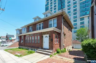 6 Glen St, Cliffside Park, NJ 07010 - Photo 13