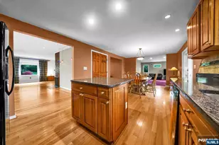 165 Busteed Dr, Midland Park, NJ 07432 - Photo 19