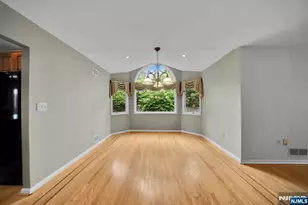 165 Busteed Dr, Midland Park, NJ 07432 - Photo 9