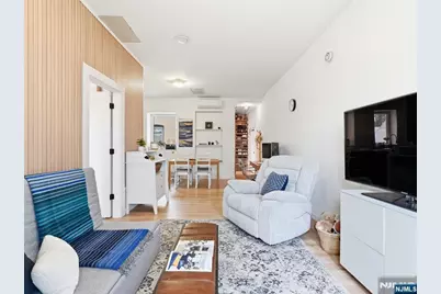 196 Pearsall Avenue 10 #10, Jersey City, NJ 07305 - Photo 3