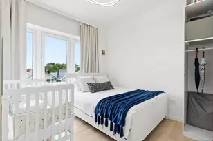 196 Pearsall Ave 10, Jersey City, NJ 07305 - Photo 9