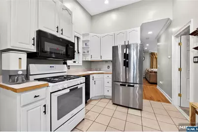 199 Franklin Street, Secaucus, NJ 07094 - Photo 19