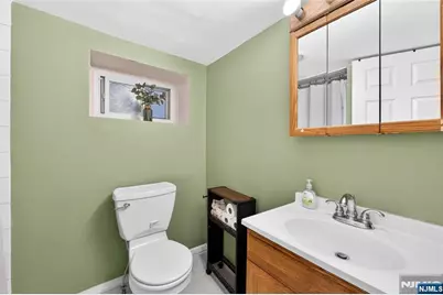 199 Franklin Street, Secaucus, NJ 07094 - Photo 25