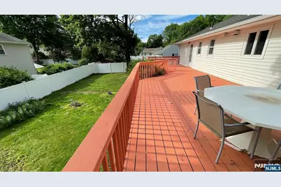 201 Rockland Avenue, River Vale Township, NJ 07675 - Photo 3