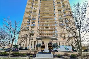 160 Overlook Ave 9A, Hackensack, NJ 07601 - Photo 1