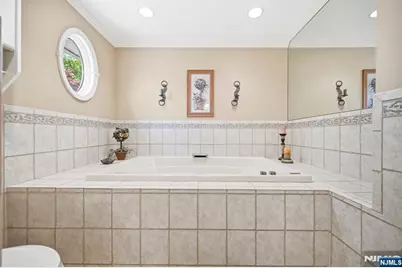 21 Lakeview Avenue, Park Ridge, NJ 07656 - Photo 25