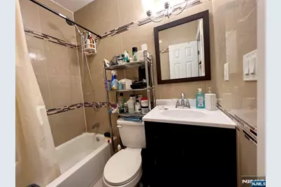 73 Wallington Avenue, Wallington, NJ 07057 - Photo 5
