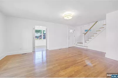 135 E Linden Avenue, Dumont, NJ 07628 - Photo 11