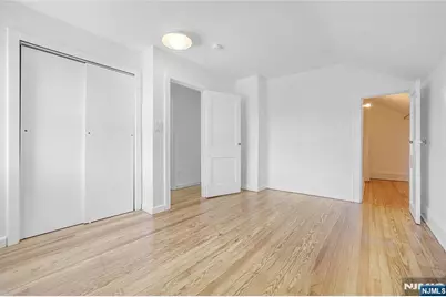 135 E Linden Avenue, Dumont, NJ 07628 - Photo 25
