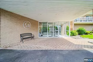 38 Moonachie Road 402, Hackensack, NJ 07601 - Photo 3